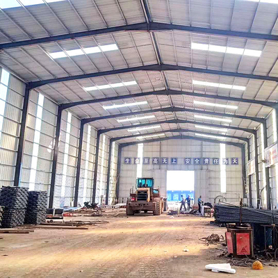 ইন্ডাস্ট্রিয়াল প্রিফ্যাব্রিকেটেড মেটাল প্রিফ্যাব্রিকেটেড গুদাম / স্টিল বিল্ডিং